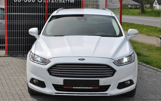 Ford Mondeo cena 39900 przebieg: 204833, rok produkcji 2016 z Węgrów małe 254